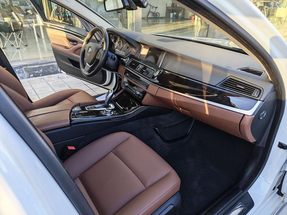 BMW BMW 5-Series