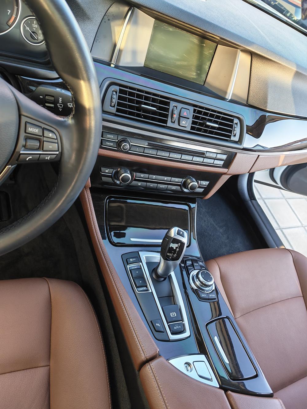 BMW BMW 5-Series