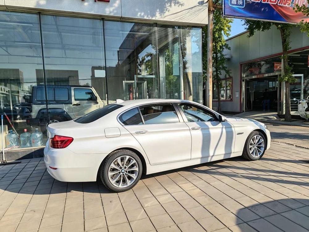 BMW BMW 5-Series