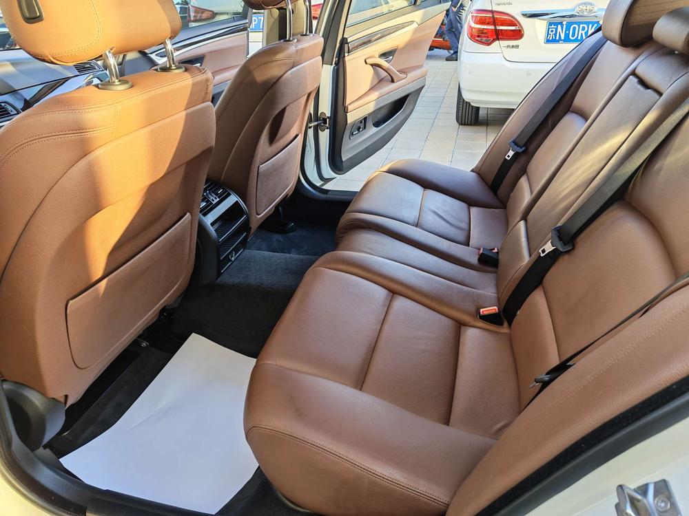 BMW BMW 5-Series