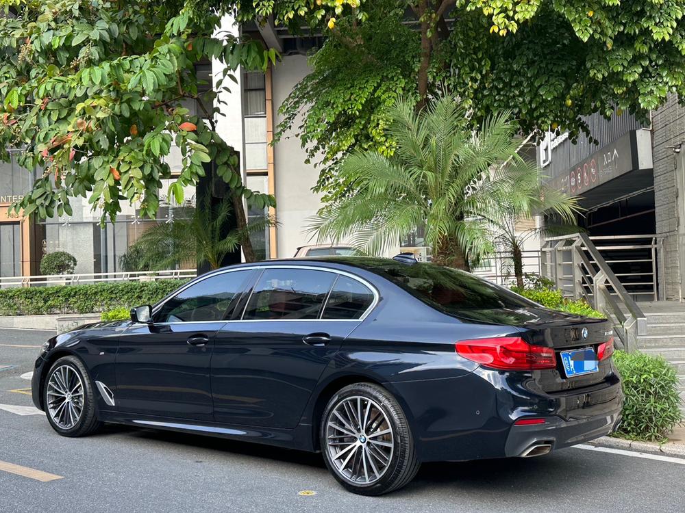BMW BMW 5-Series