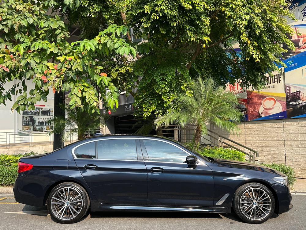 BMW BMW 5-Series