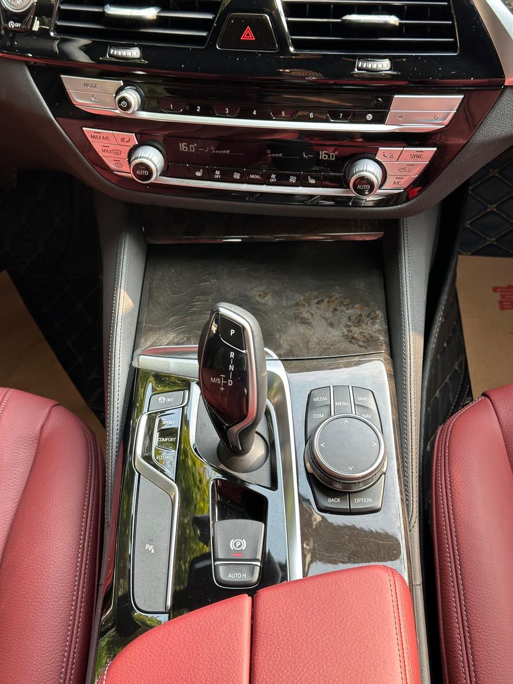 BMW BMW 5-Series
