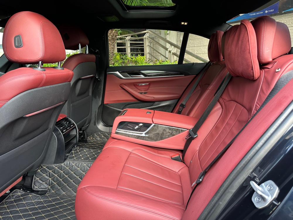 BMW BMW 5-Series