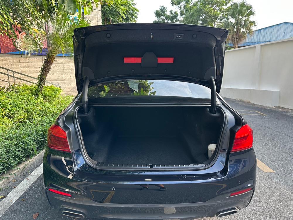 BMW BMW 5-Series
