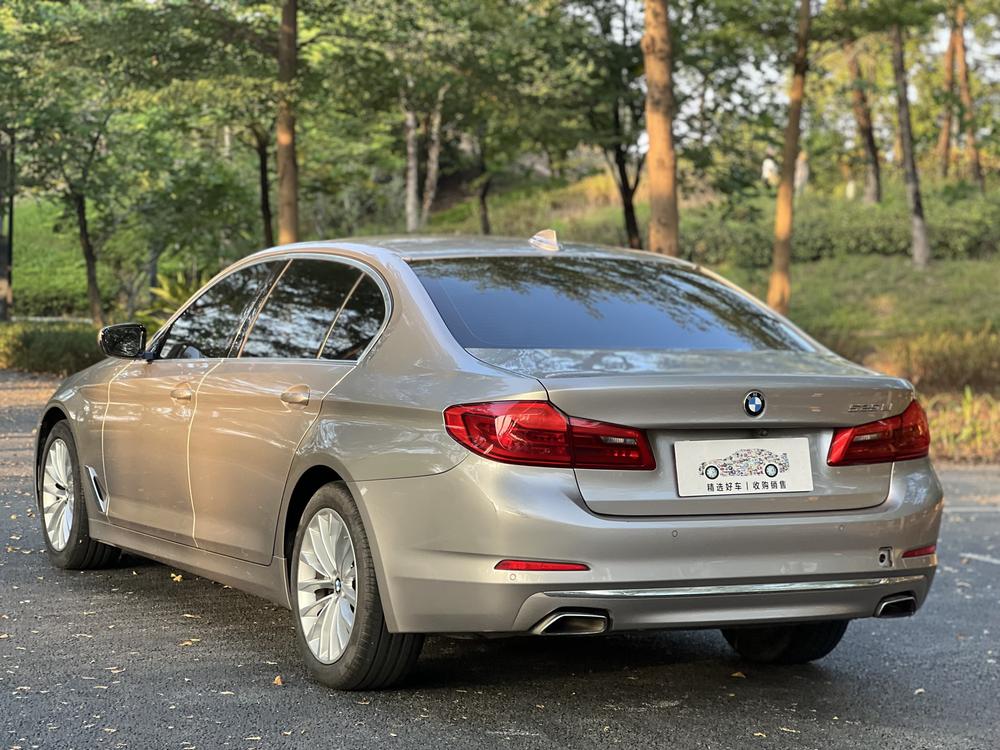 BMW BMW 5-Series