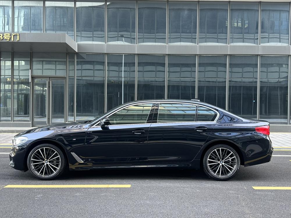 BMW BMW 5-Series