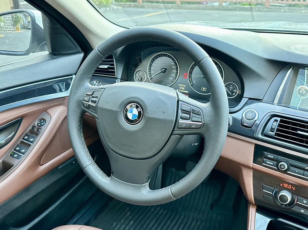 BMW BMW 5-Series