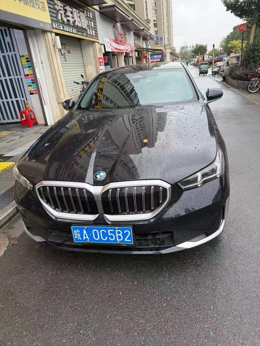 BMW BMW 5-Series