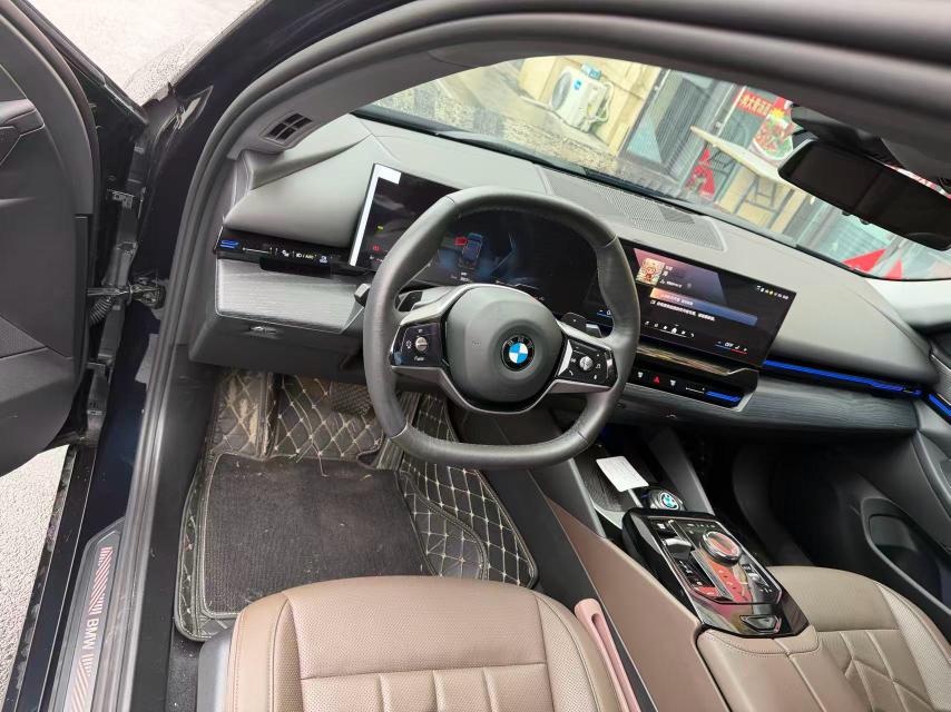 BMW BMW 5-Series