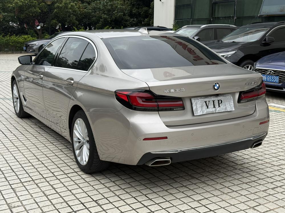 BMW BMW 5-Series