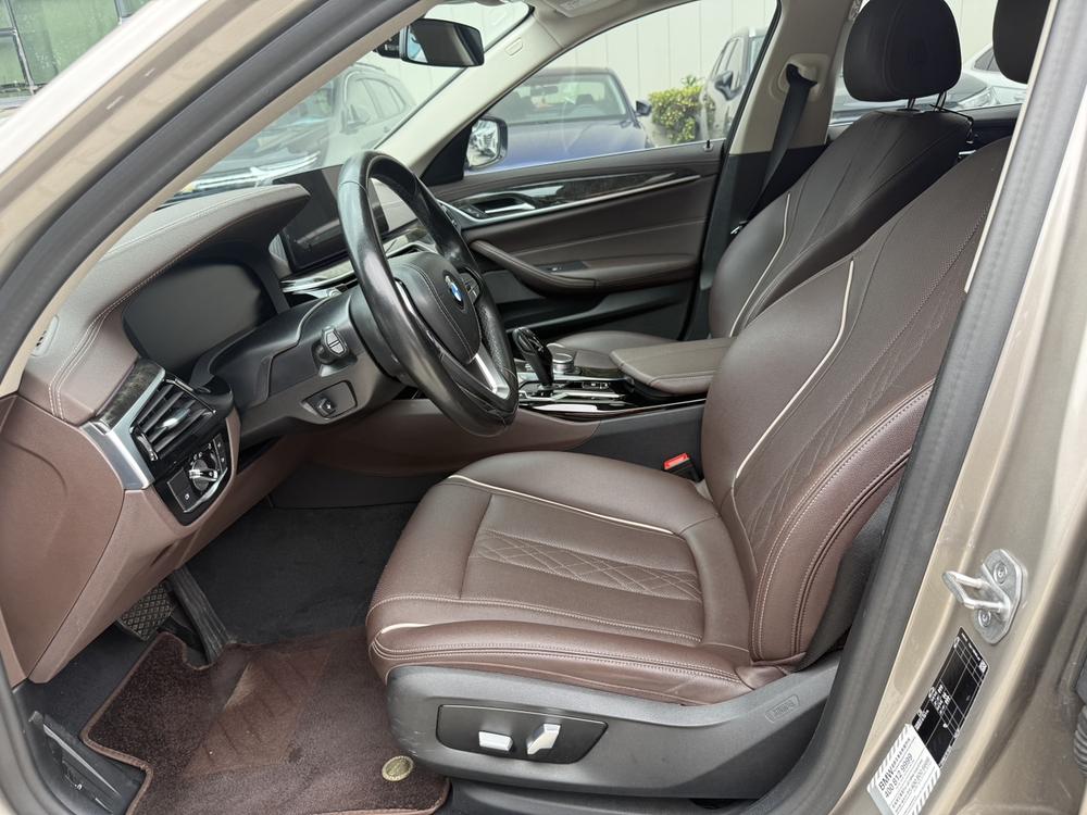 BMW BMW 5-Series