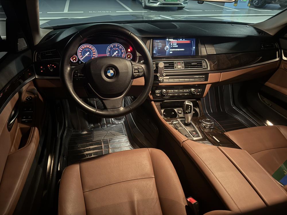 BMW BMW 5-Series