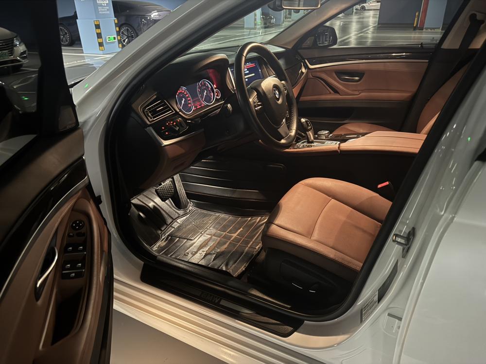 BMW BMW 5-Series