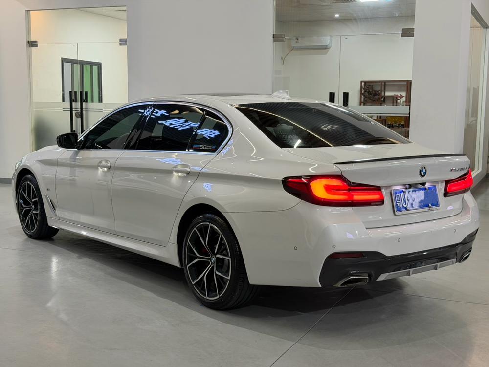 BMW BMW 5-Series