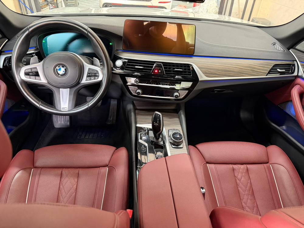 BMW BMW 5-Series