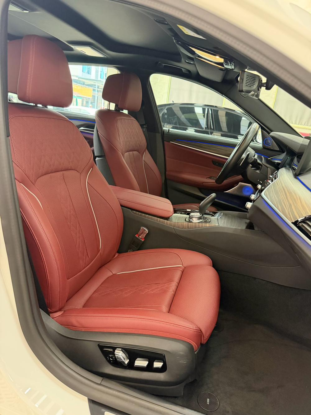 BMW BMW 5-Series
