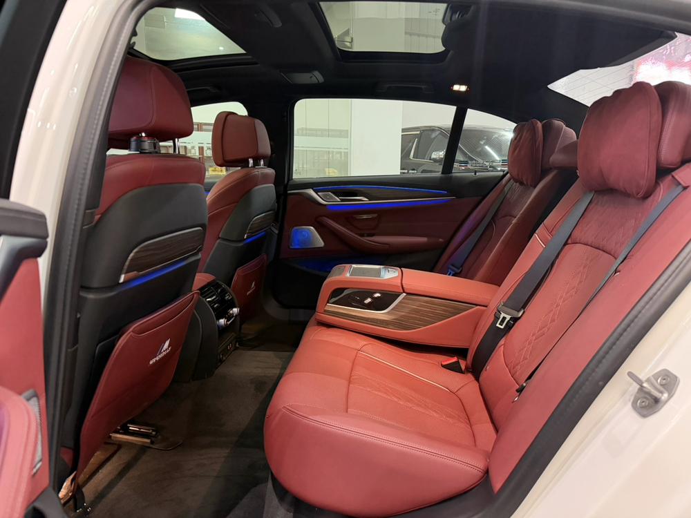 BMW BMW 5-Series