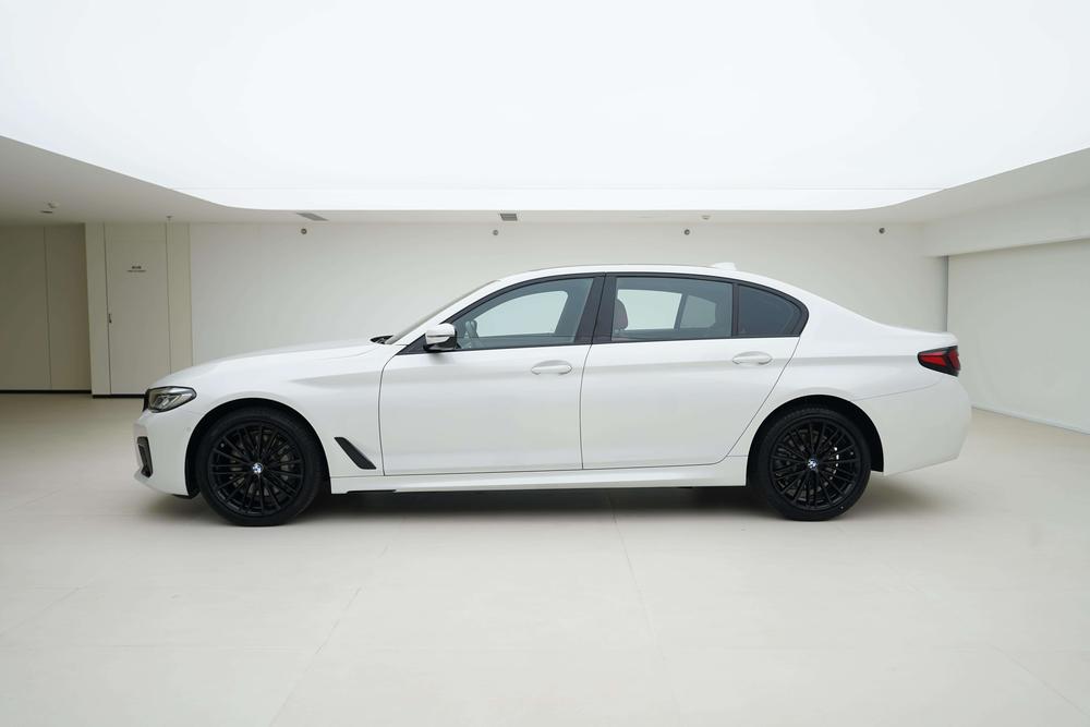 BMW BMW 5-Series