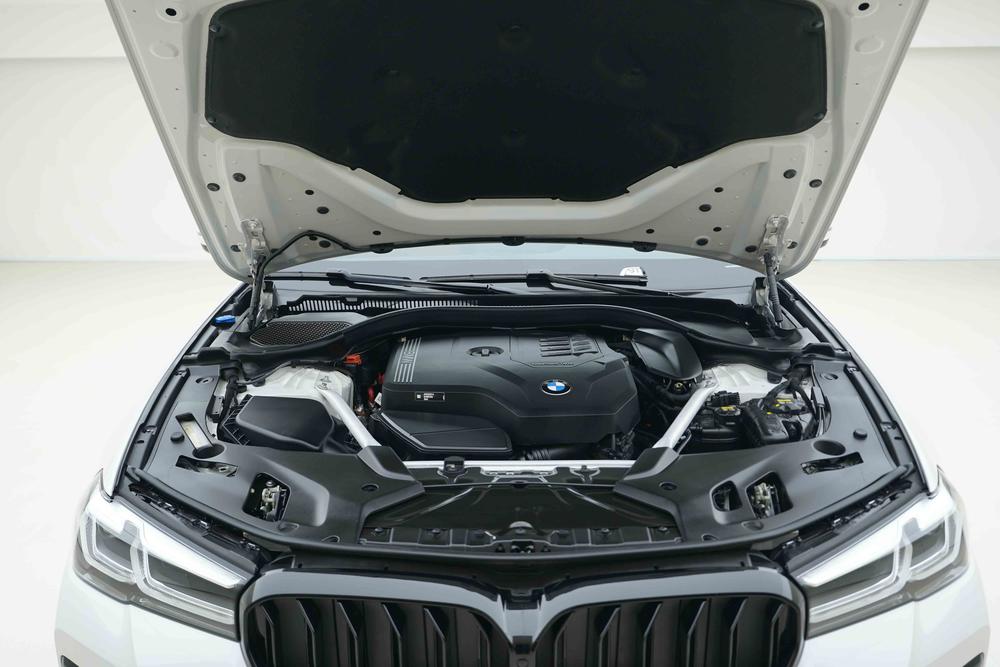 BMW BMW 5-Series