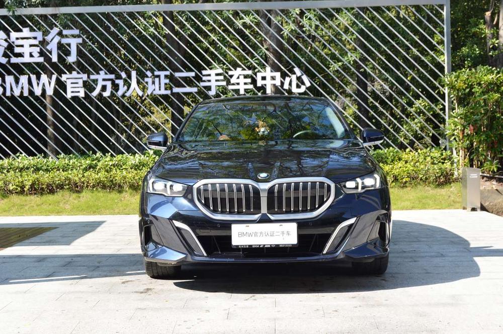 BMW BMW 5-Series