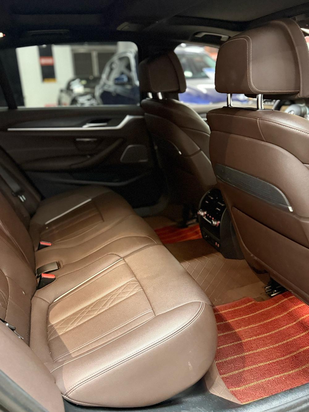 BMW BMW 5-Series