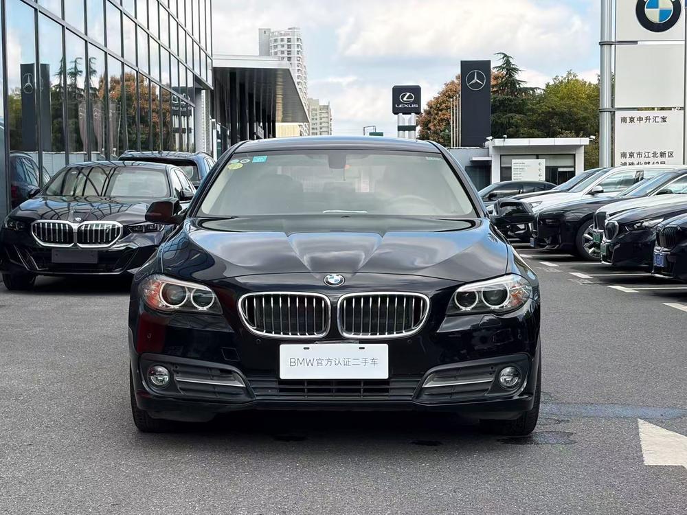 BMW BMW 5-Series
