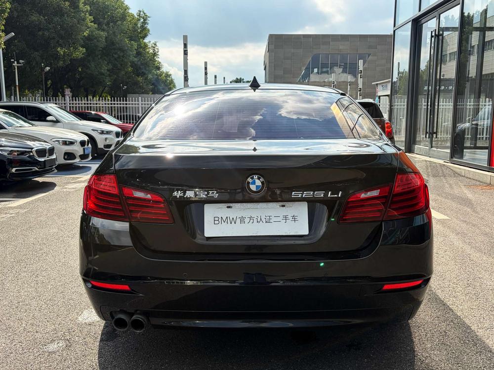BMW BMW 5-Series