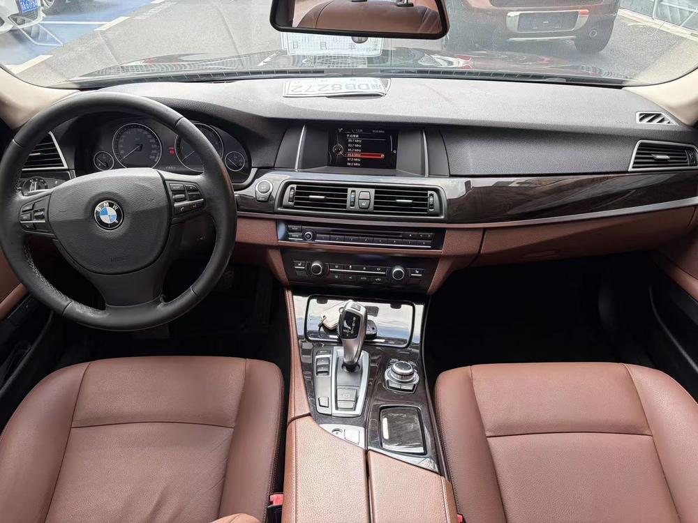 BMW BMW 5-Series