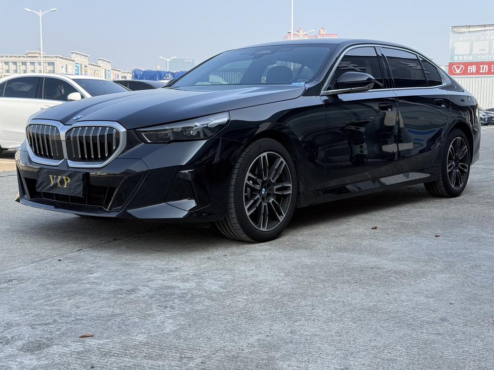 BMW BMW 5-Series