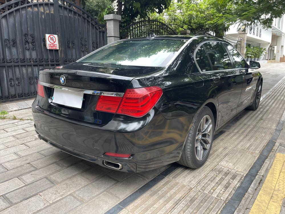 BMW BMW 7-Series