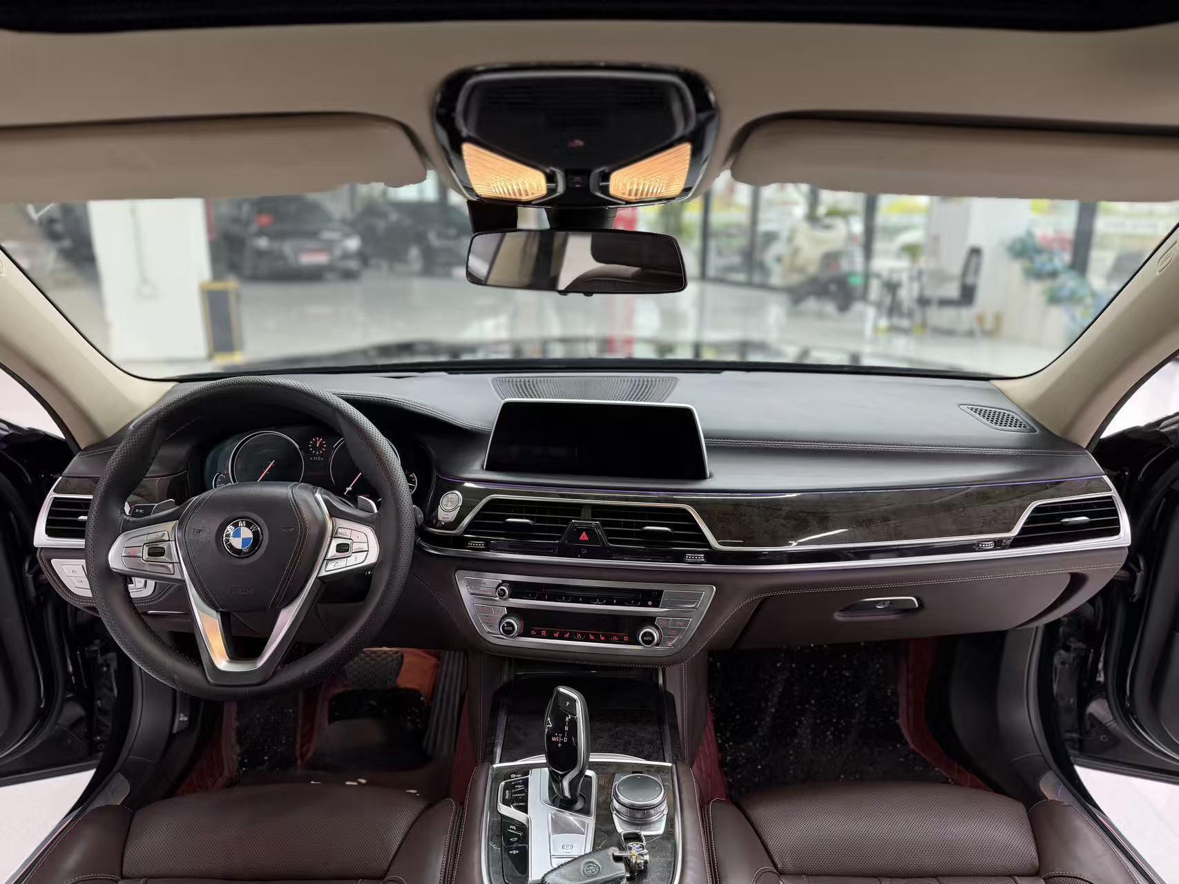 BMW BMW 7-Series
