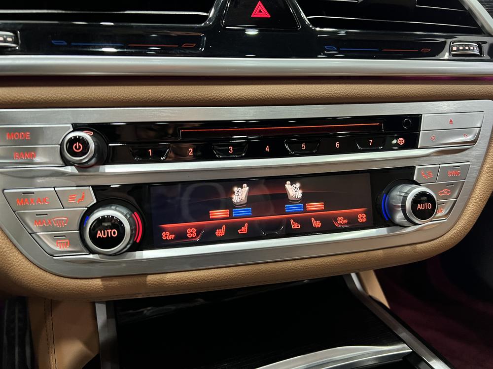BMW BMW 7-Series