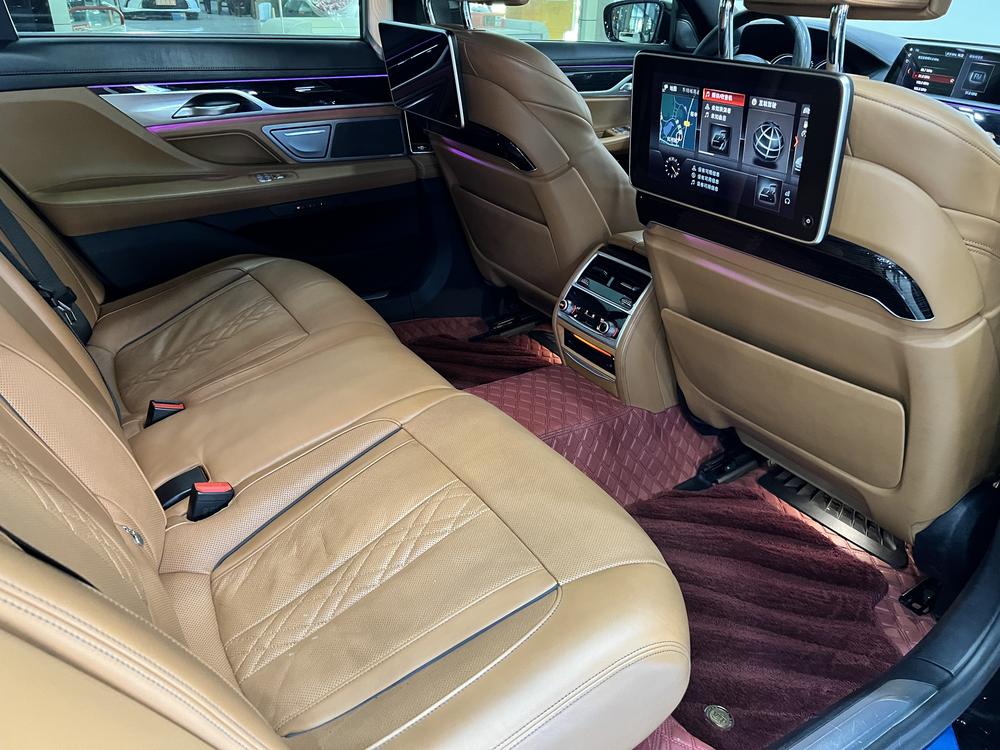 BMW BMW 7-Series