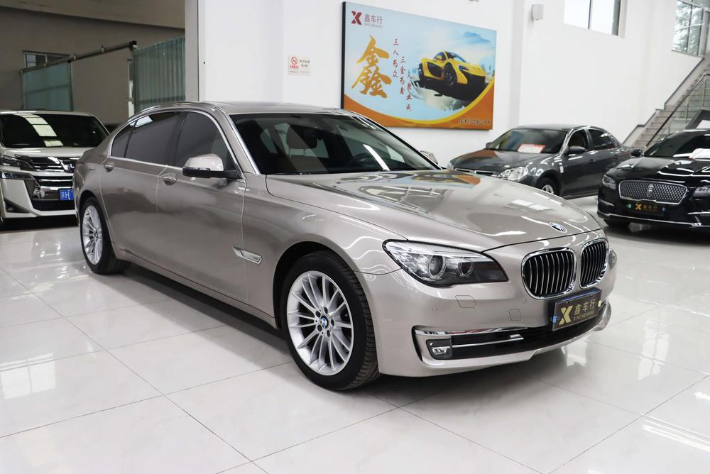 BMW BMW 7-Series