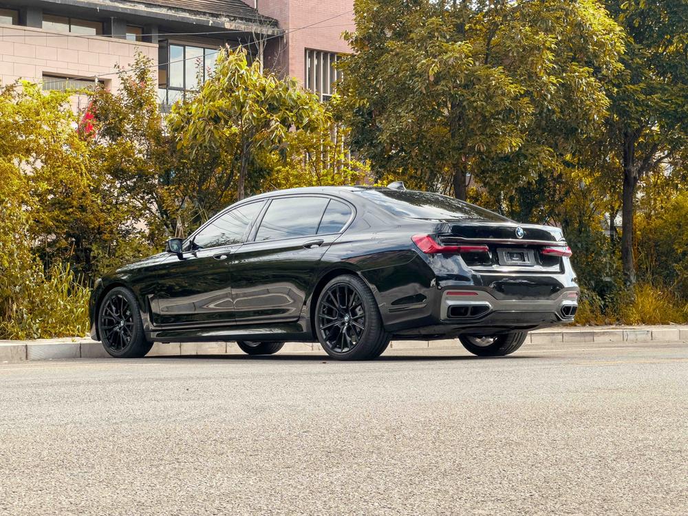 BMW BMW 7-Series