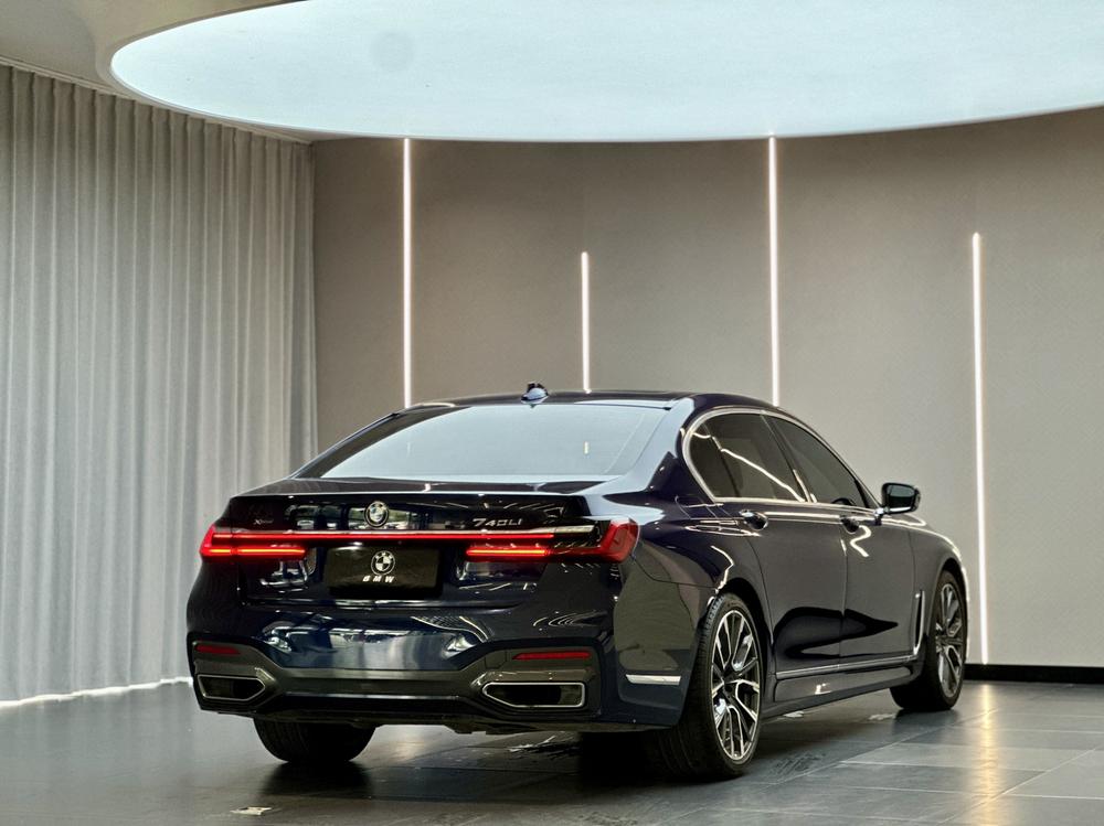 BMW BMW 7-Series