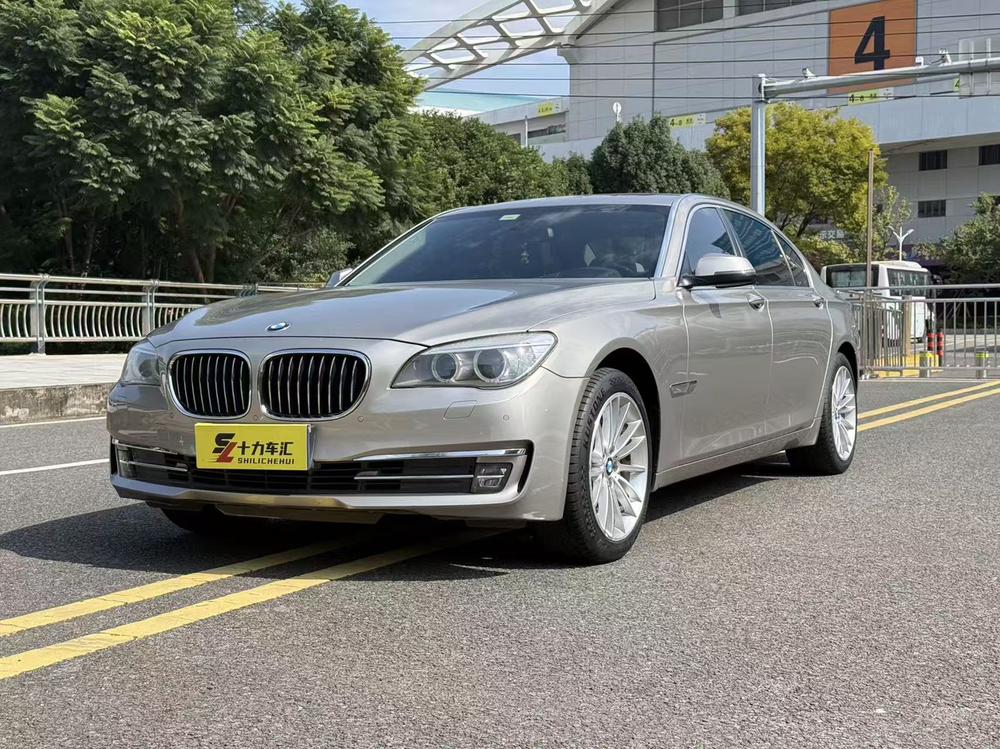 BMW BMW 7-Series