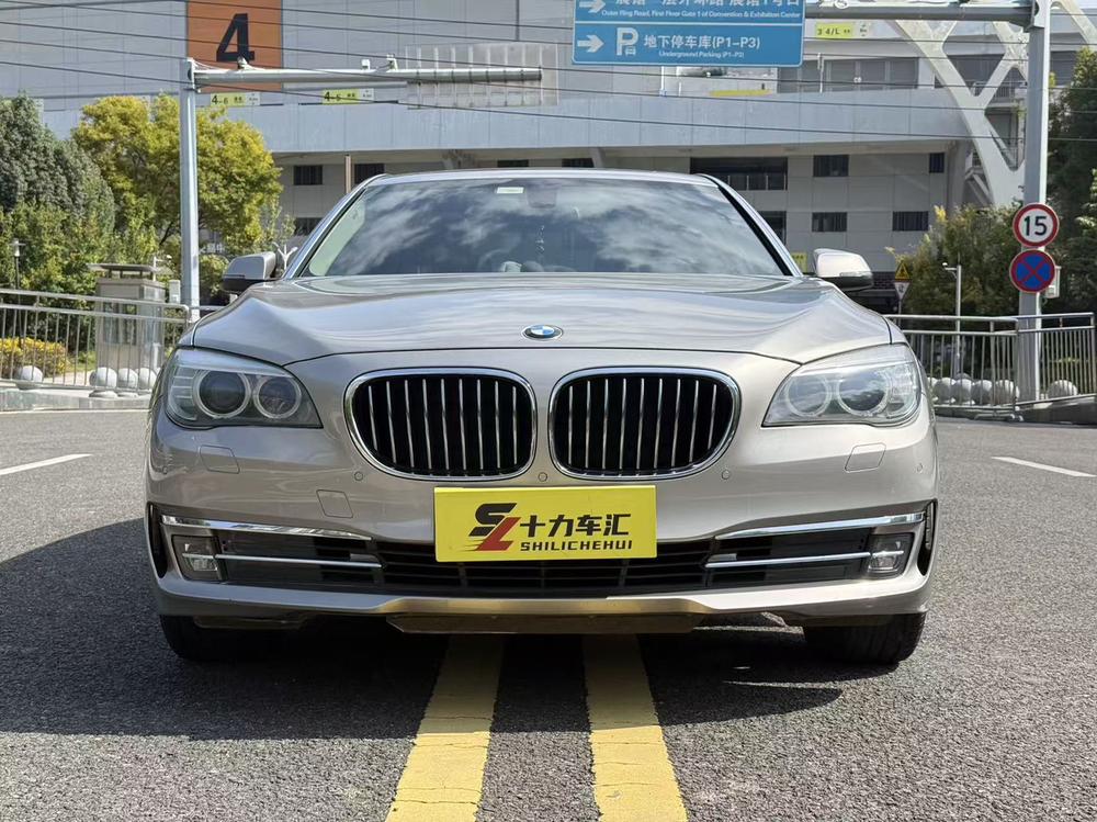 BMW BMW 7-Series