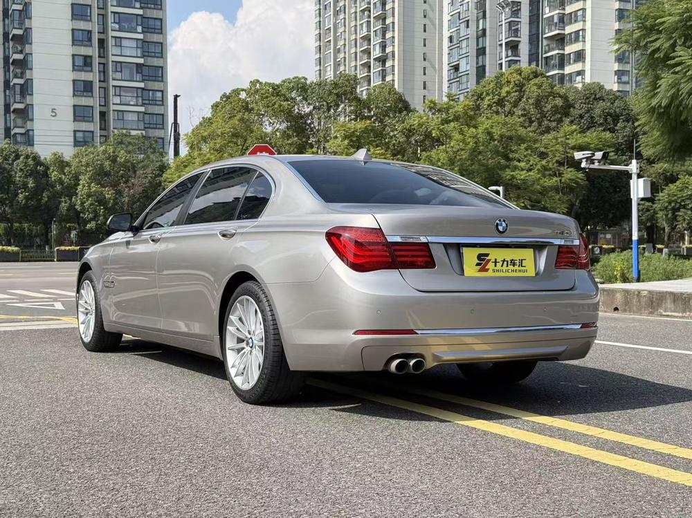BMW BMW 7-Series