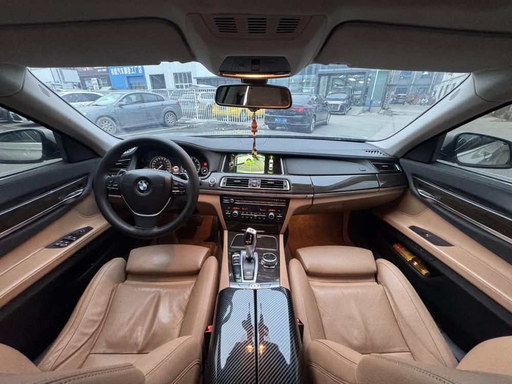 BMW BMW 7-Series