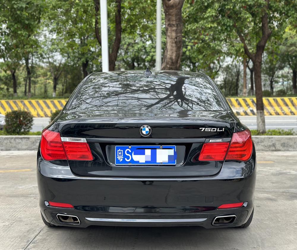 BMW BMW 7-Series
