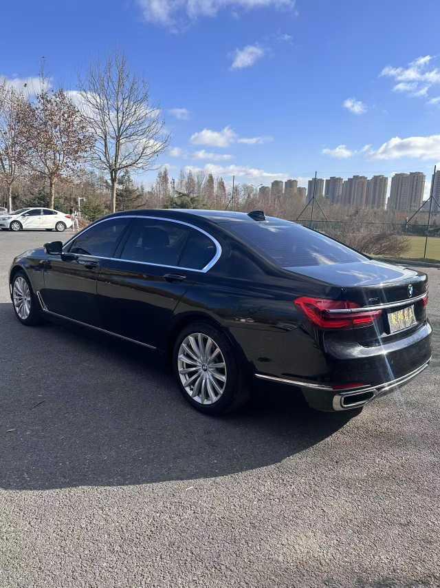 BMW BMW 7-Series