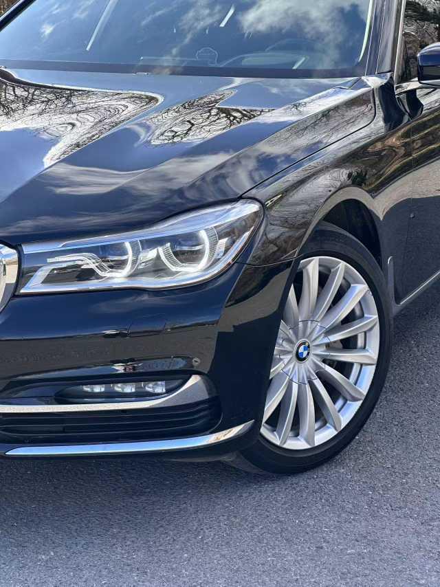 BMW BMW 7-Series