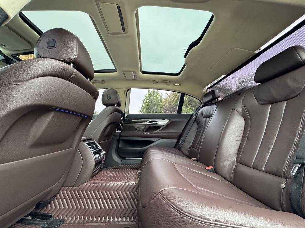 BMW BMW 7-Series