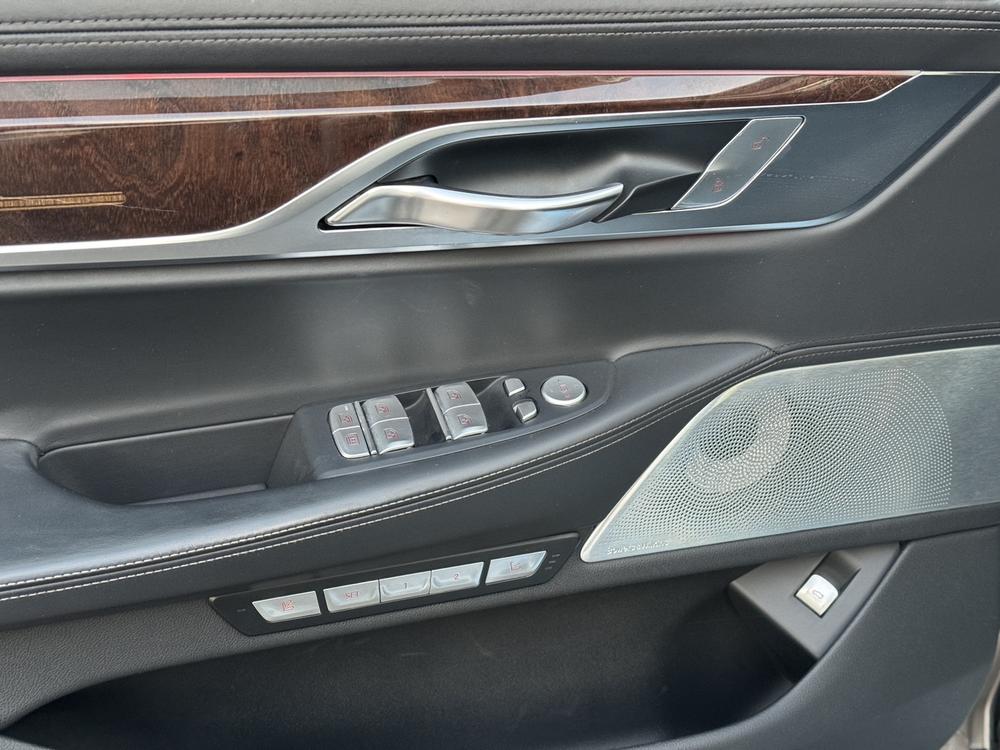 BMW BMW 7-Series