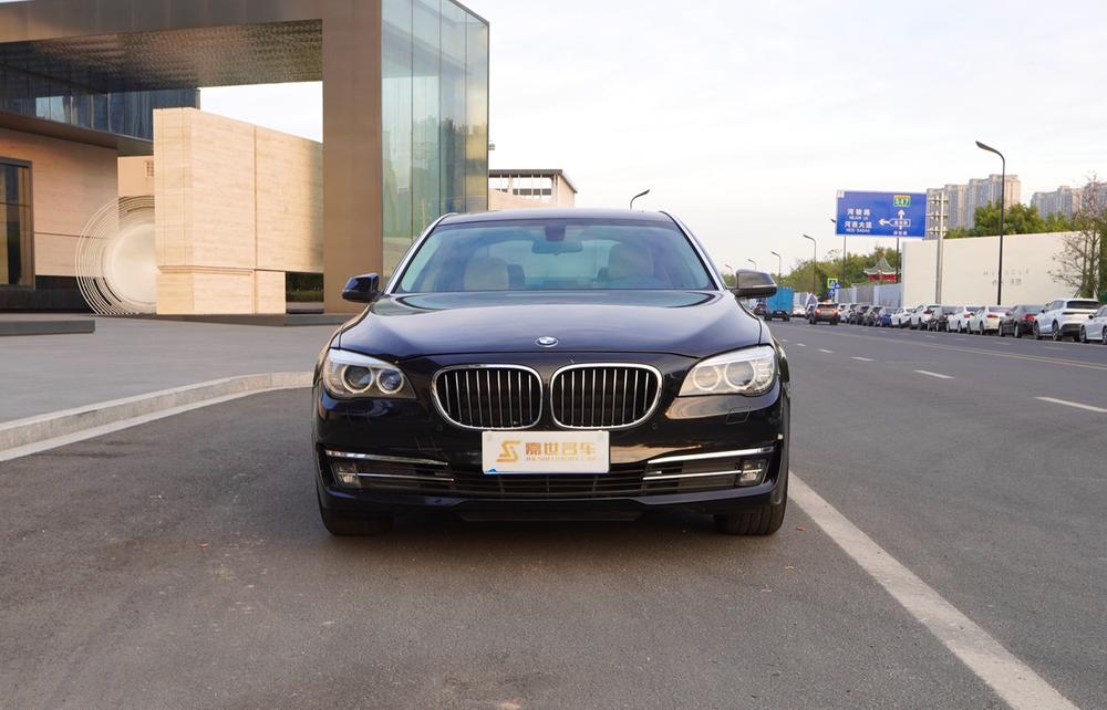 BMW BMW 7-Series