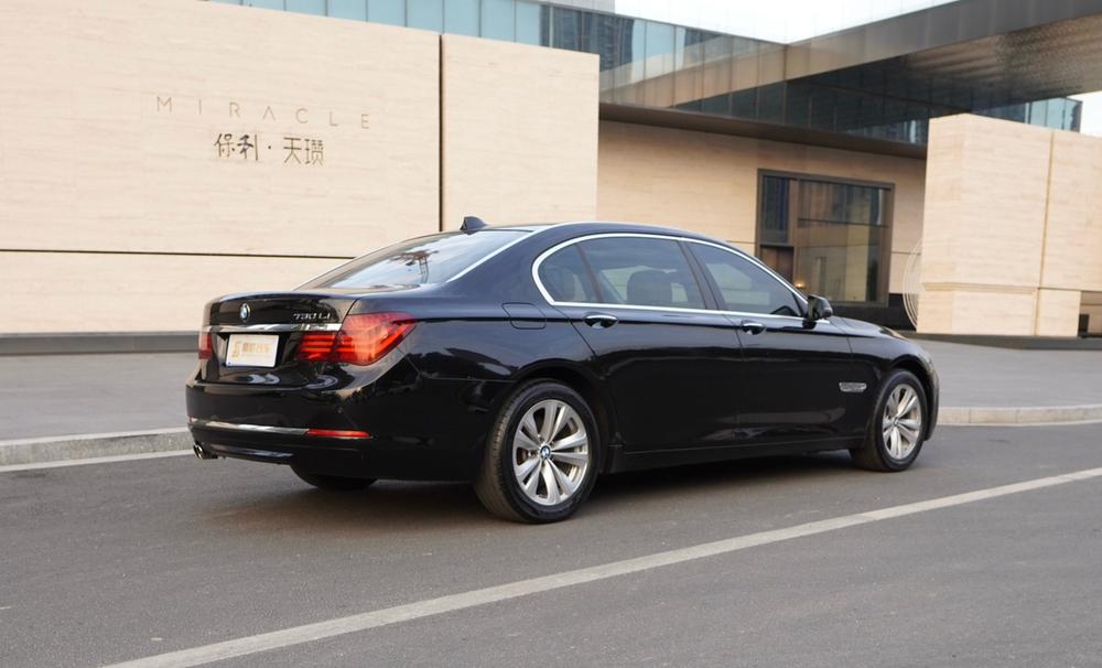 BMW BMW 7-Series