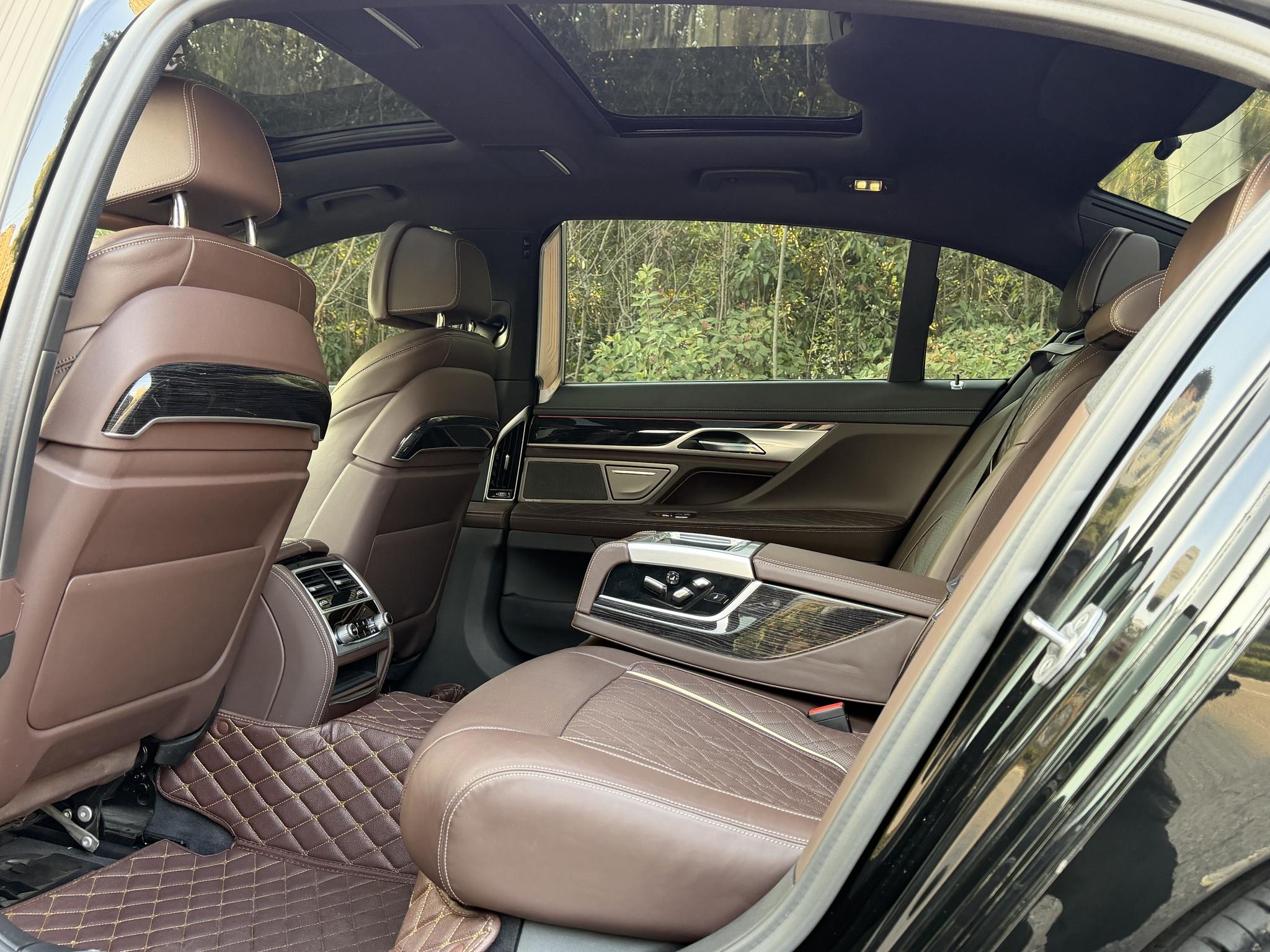 BMW BMW 7-Series