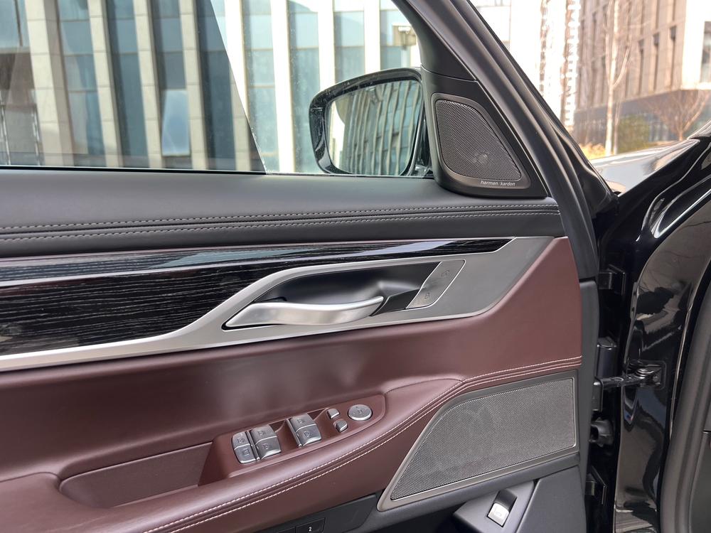 BMW BMW 7-Series